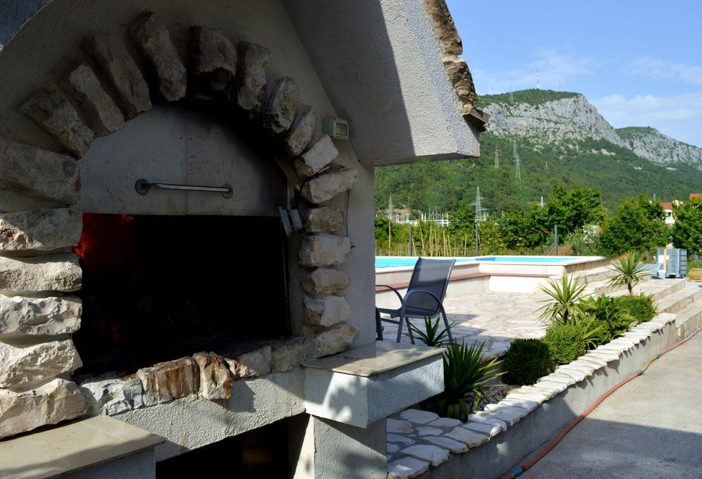 Villa Bubalo Omiš Exterior foto