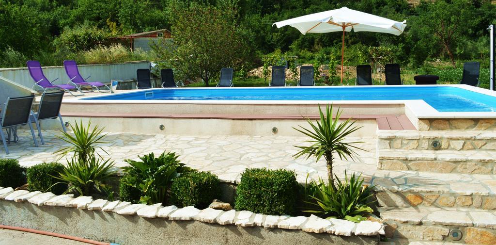 Villa Bubalo Omiš Exterior foto