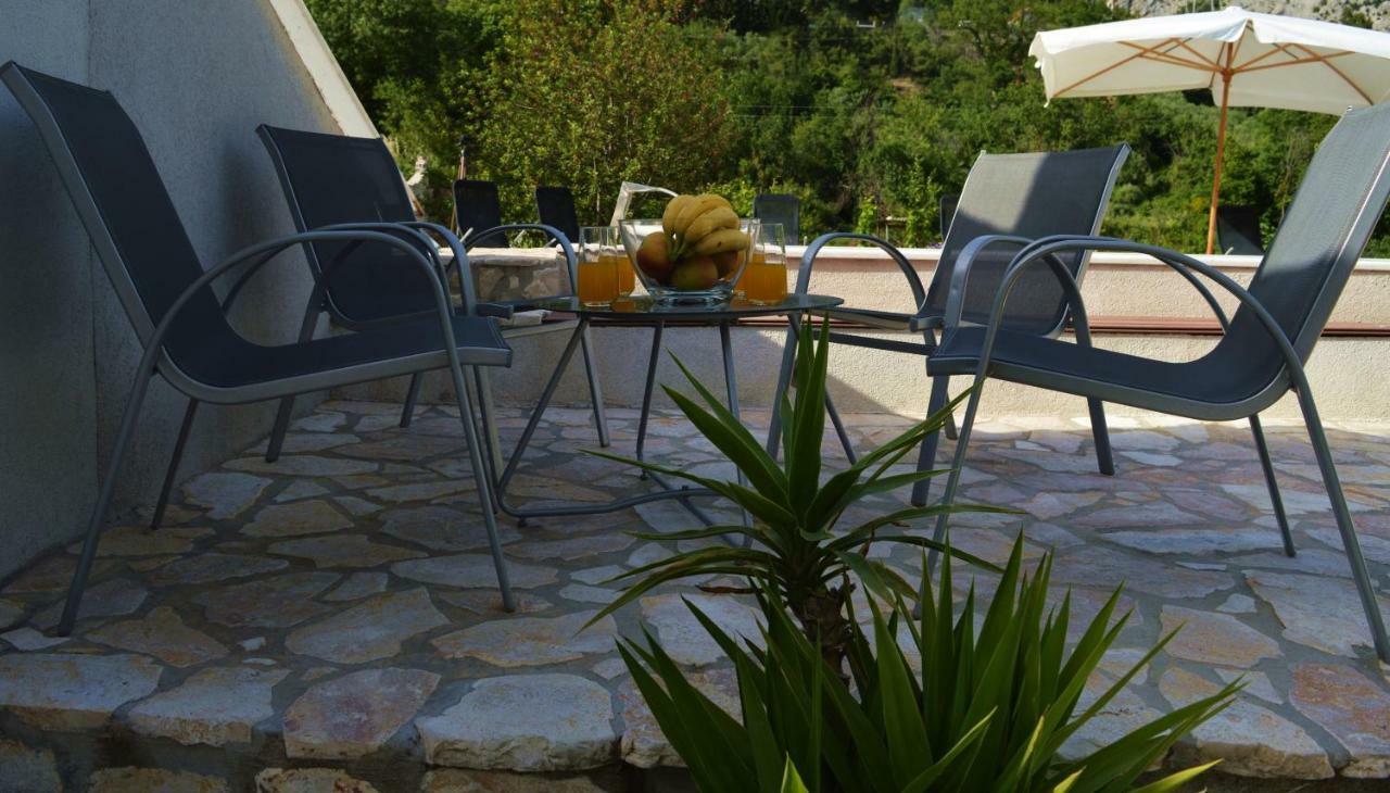 Villa Bubalo Omiš Exterior foto